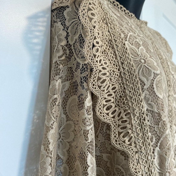 Cable & Gauge Lace Tan Long Sleeve Lined‎ Top Shirt Size Medium - Picture 5 of 9